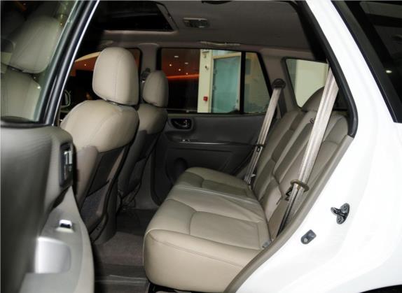 圣达菲经典 2012款 1.8T 汽油手动两驱导航版 车厢座椅   后排空间