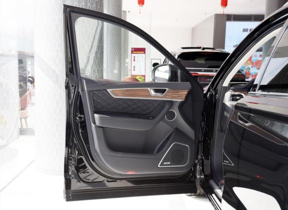红旗HS7 2022款 3.0T 自动四驱智联旗领版 五座 车厢座椅   前门板