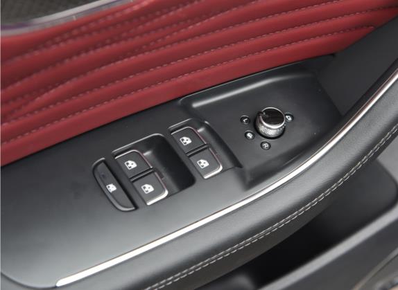 红旗HS5 2022款 2.0T 智联旗领四驱版 车厢座椅   门窗控制
