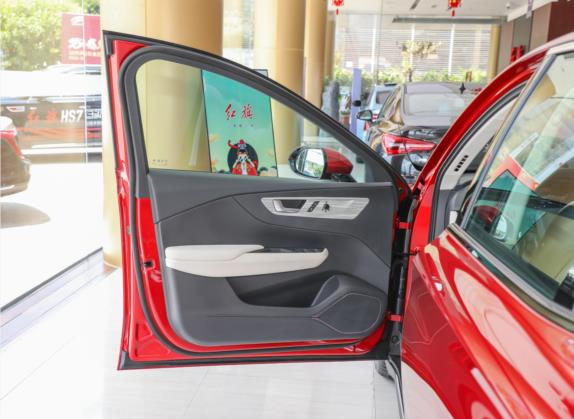 红旗E-QM5 2023款 PLUS 车厢座椅   前门板
