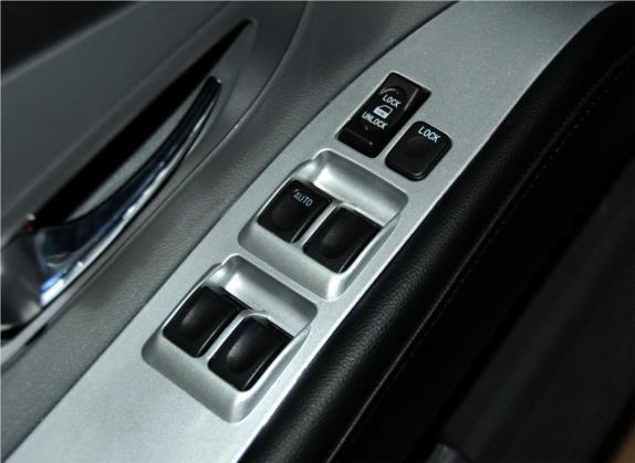 旗胜V3 2011款 2.0L 超豪华型 车厢座椅   门窗控制
