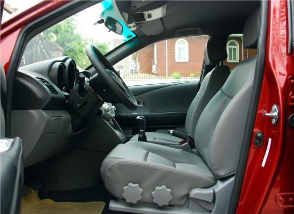 旗胜V3 2011款 2.4L 超豪华型 车厢座椅   前排空间