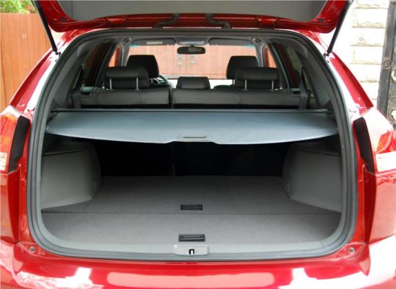 旗胜V3 2011款 2.4L 超豪华型 车厢座椅   后备厢