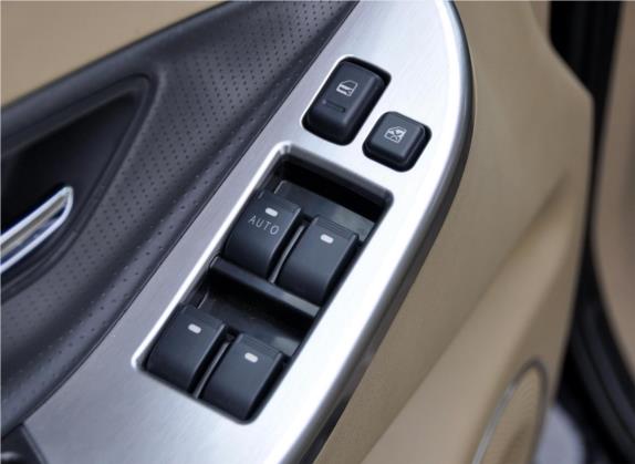 驭胜S350 2011款 2.4T 两驱豪华型5座 车厢座椅   门窗控制