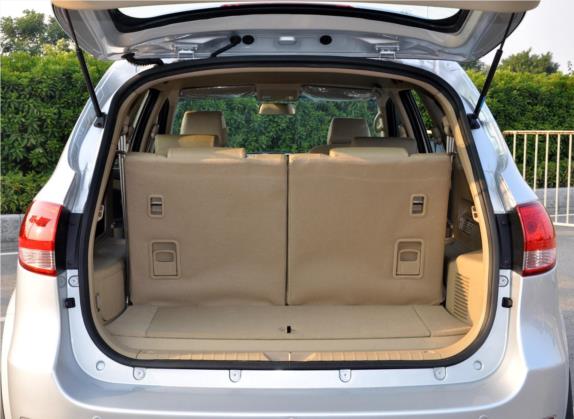 驭胜S350 2012款 2.4T 两驱豪华型7座 车厢座椅   后备厢