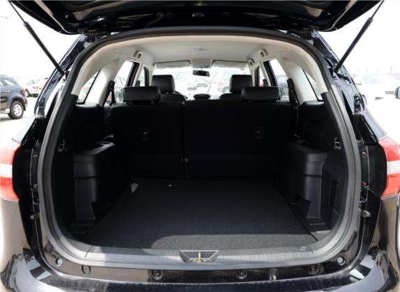 驭胜S350 2013款 2.4T 手动两驱柴油超豪华版5座 车厢座椅   后备厢