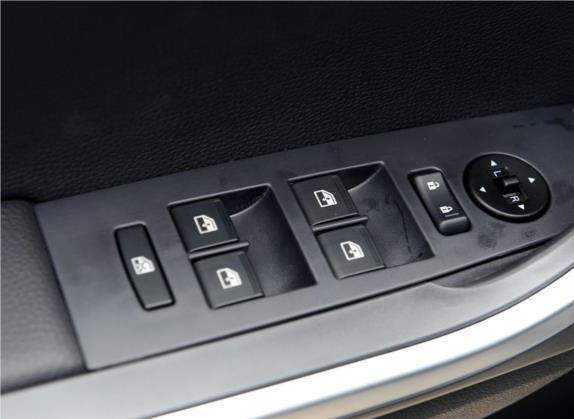 驭胜S350 2013款 2.4T 手动两驱柴油超豪华版5座 车厢座椅   门窗控制