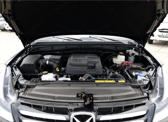 驭胜S350 2013款 2.4T 自动两驱柴油超豪华版5座 其他细节类   发动机舱