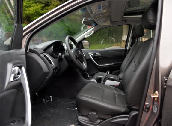 驭胜S350 2014款 2.4T 自动两驱柴油豪华天窗版5座 车厢座椅   前排空间