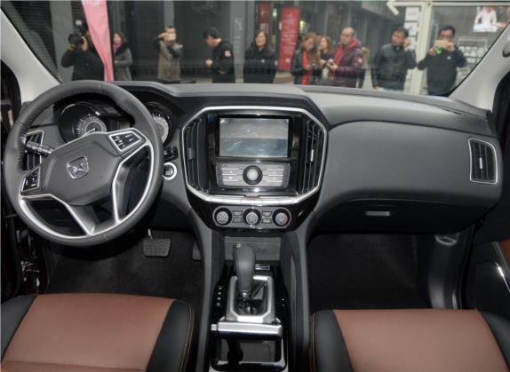 驭胜S350 2016款 2.0T 自动四驱汽油超豪华版5座 中控类   中控全图