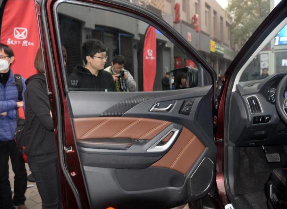 驭胜S350 2016款 2.0T 自动四驱汽油超豪华版5座 车厢座椅   前门板