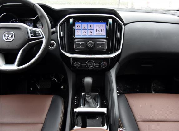 驭胜S350 2016款 2.0T 自动两驱汽油豪华版5座 中控类   中控台