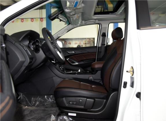 驭胜S350 2016款 2.0T 自动两驱汽油豪华天窗版5座 车厢座椅   前排空间