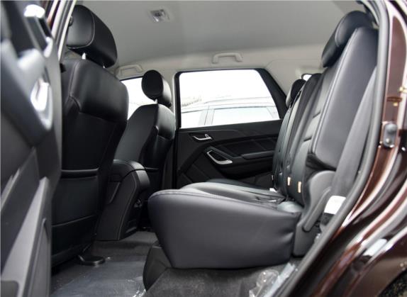 驭胜S350 2016款 2.0T 自动四驱汽油豪华版5座 车厢座椅   后排空间