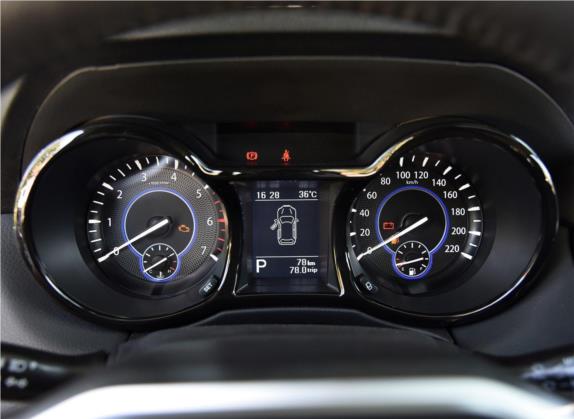 驭胜S350 2016款 2.0T 自动两驱汽油超豪华版5座 中控类   仪表盘