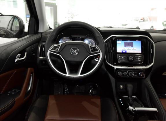 驭胜S350 2016款 2.0T 自动两驱汽油豪华版7座 中控类   驾驶位