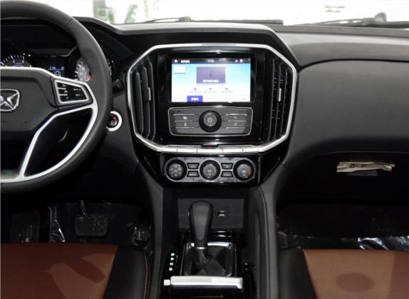 驭胜S350 2016款 2.0T 自动两驱汽油豪华版7座 中控类   中控台