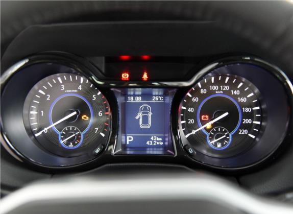驭胜S350 2016款 2.0T 自动两驱汽油豪华天窗版7座 中控类   仪表盘