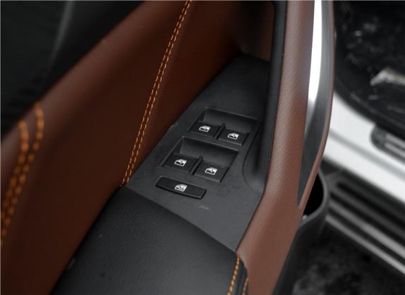 驭胜S350 2016款 2.0T 自动四驱汽油豪华天窗版7座 车厢座椅   门窗控制