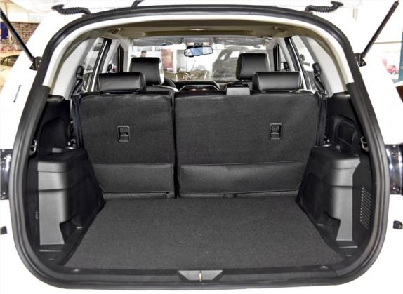 驭胜S350 2017款 2.0T 手动两驱柴油豪华天窗版5座 车厢座椅   后备厢