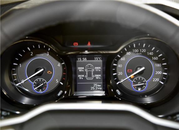 驭胜S350 2017款 2.0T 手动两驱柴油豪华天窗版5座 中控类   仪表盘