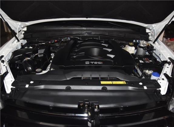 驭胜S350 2017款 2.0T 自动两驱柴油豪华版5座 其他细节类   发动机舱