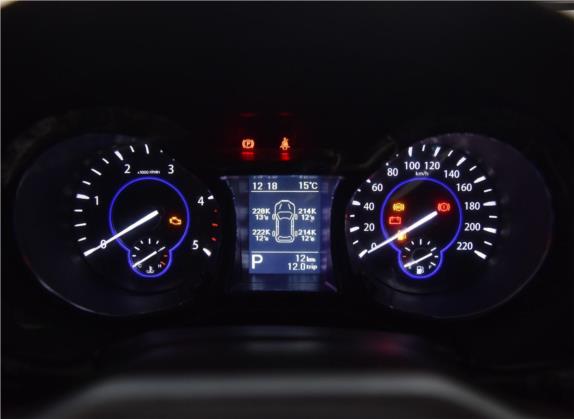 驭胜S350 2017款 2.0T 自动两驱柴油豪华版5座 中控类   仪表盘