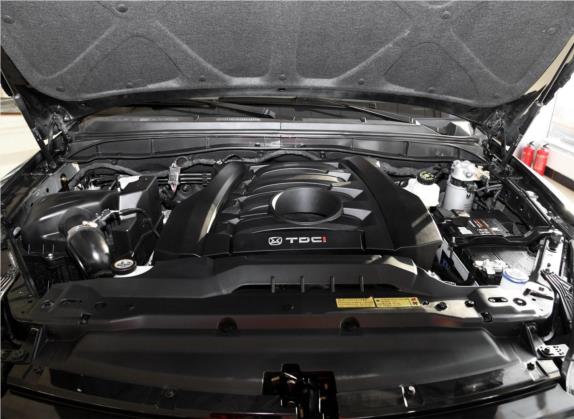 驭胜S350 2017款 2.0T 自动两驱柴油超豪华版5座 其他细节类   发动机舱