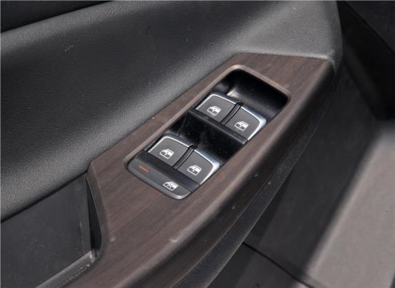 驭胜S350 2020款 2.0T 手动四驱柴油舒适版 车厢座椅   门窗控制