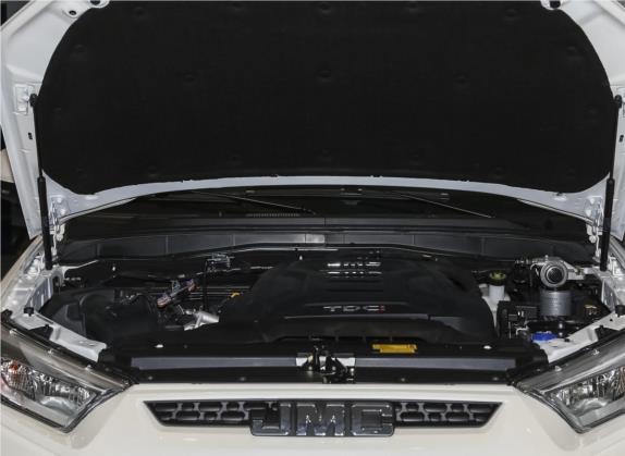 驭胜S350 2020款 2.0T 自动两驱柴油舒适版 其他细节类   发动机舱