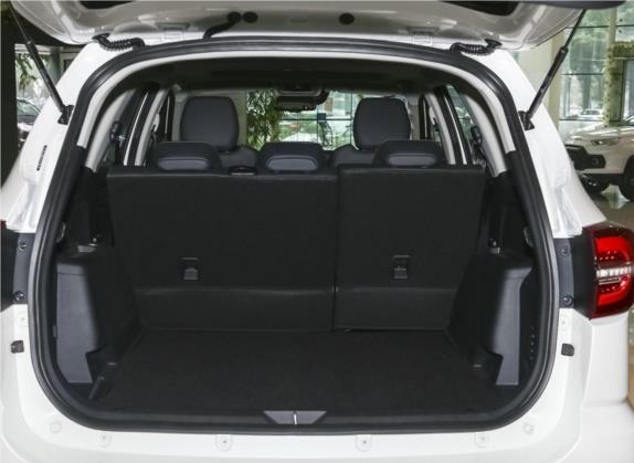 驭胜S350 2020款 2.0T 自动两驱柴油舒适版 车厢座椅   后备厢