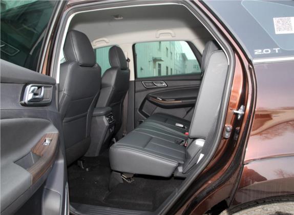 驭胜S350 2020款 2.0T 手动四驱汽油舒适版 车厢座椅   后排空间