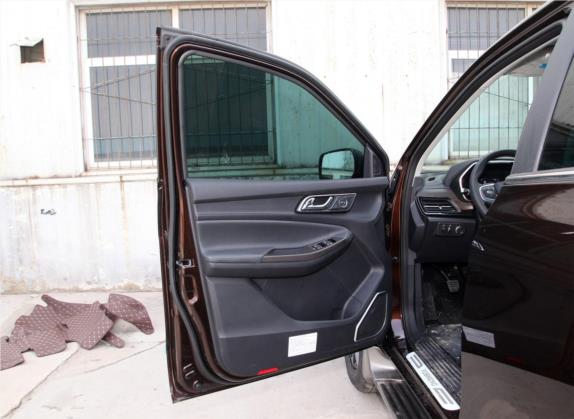 驭胜S350 2020款 2.0T 手动四驱汽油舒适版 车厢座椅   前门板