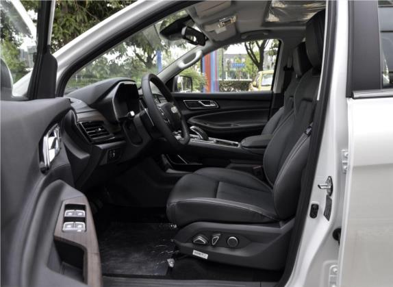 驭胜S350 2020款 2.0T 自动四驱汽油舒适版 车厢座椅   前排空间