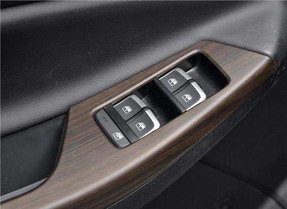 驭胜S350 2020款 2.0T 自动四驱汽油舒适版 车厢座椅   门窗控制