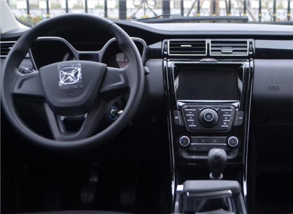 驭胜S330 2016款 1.5L GTDi 手动两驱舒适版 中控类   驾驶位