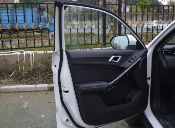 驭胜S330 2016款 1.5L GTDi 手动两驱舒适版 车厢座椅   前门板
