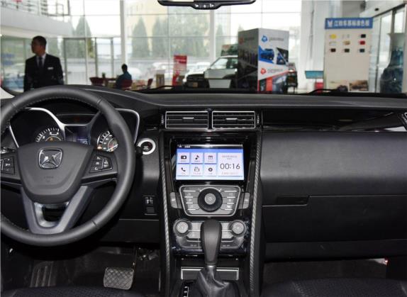 驭胜S330 2016款 1.5L GTDi 自动两驱舒适版 中控类   中控台