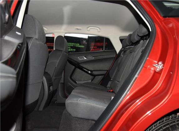 驭胜S330 2016款 1.5L GTDi 自动两驱舒适版 车厢座椅   后排空间