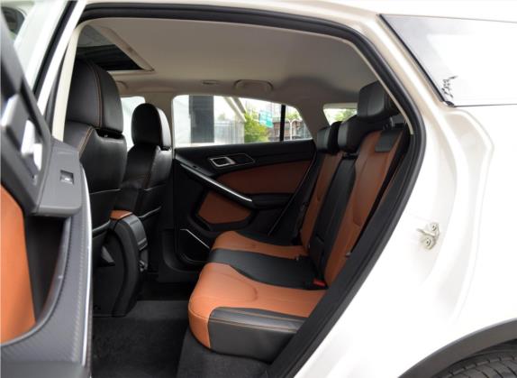 驭胜S330 2016款 1.5L GTDi 自动两驱时尚版 车厢座椅   后排空间