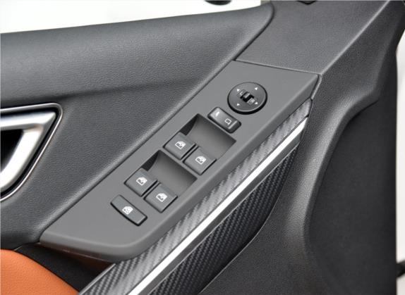 驭胜S330 2016款 1.5L GTDi 自动两驱时尚版 车厢座椅   门窗控制