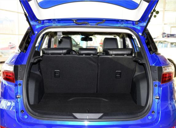驭胜S330 2016款 1.5L GTDi 手动两驱时尚版 车厢座椅   后备厢