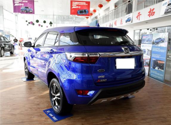 驭胜S330 2016款 1.5L GTDi 手动两驱时尚版 外观   斜后