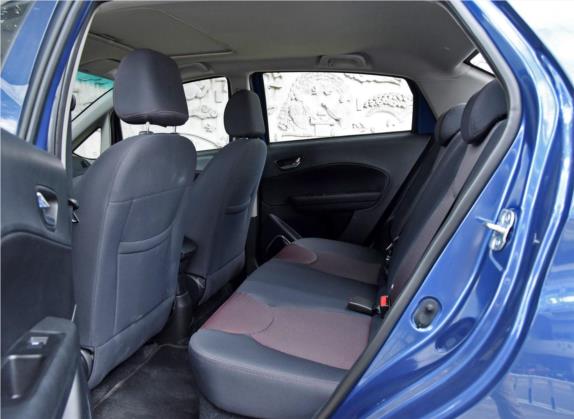 英伦C5 2015款 1.5L 自动三厢尊贵型 车厢座椅   后排空间
