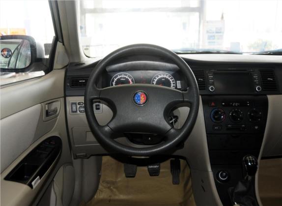 海景 2011款 新锐版 1.5L 手动超值型 中控类   驾驶位