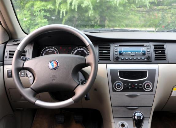 海景 2011款 新锐版 1.5L 手动舒适型 中控类   驾驶位