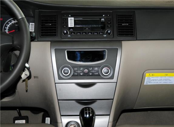 海景 2011款 新锐版 1.8L 手动舒适型 中控类   中控台
