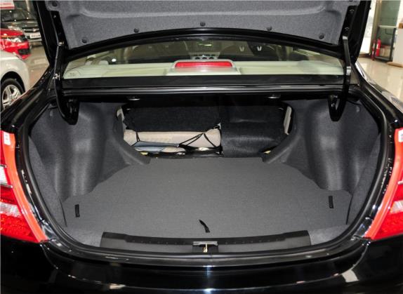 海景 2012款 1.8L 自动精英型 车厢座椅   后备厢