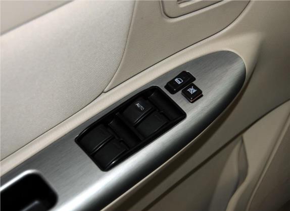 海景 2012款 1.8L 自动精英型 车厢座椅   门窗控制