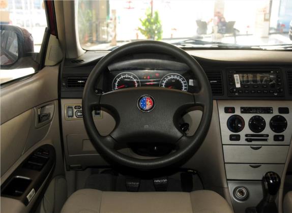 海景 2012款 节能版 1.5L 手动进取型 中控类   驾驶位